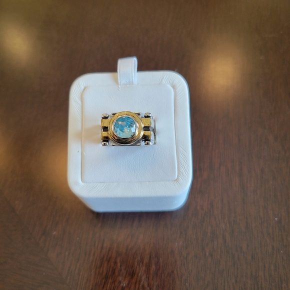 Sterling Silver .925 Cocktail Ring with Aquamarine Crystal - Picture 2 of 5